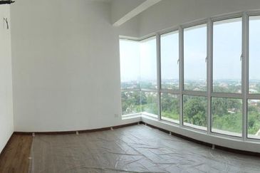 7 Tree Seven Residence