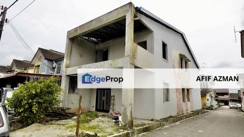 Partially Renovated end lot 2 storey terrace Kota Tinggi , Johor, Kota Tinggi