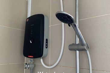 7 Tree Seven Residence