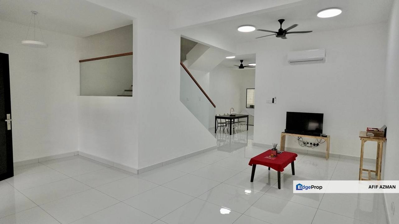 2 Storey Terrace Jalan Pesona Taman Pelangi Indah Ulu Tiram, Johor, Ulu Tiram