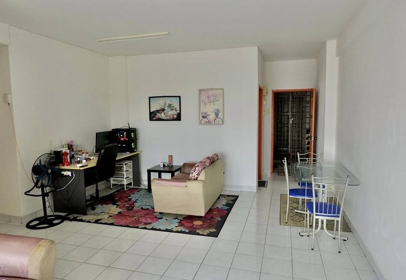 Dwi Mahkota Condominium