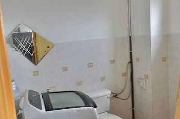 Dwi Mahkota Condominium