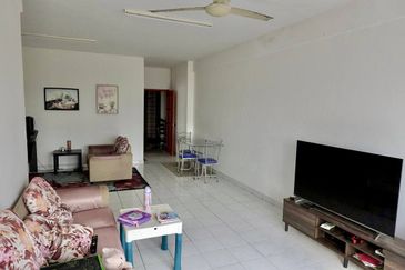 Dwi Mahkota Condominium