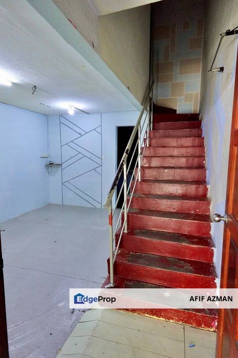 Double Storey Terrace Jalan Teratai Johor Jaya, Johor, Kota Tinggi