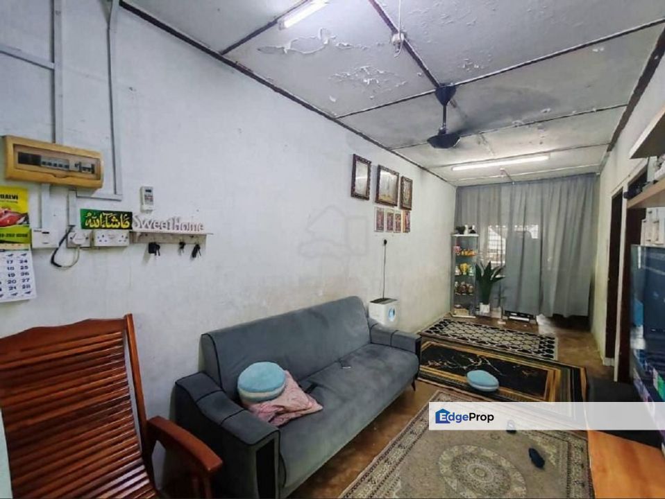 Single Storey Low Cost Jalan Gelam Taman Rinting Masai, Johor, Johor Bahru