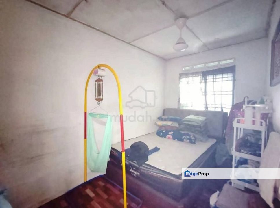 Single Storey Low Cost Jalan Gelam Taman Rinting Masai, Johor, Johor Bahru