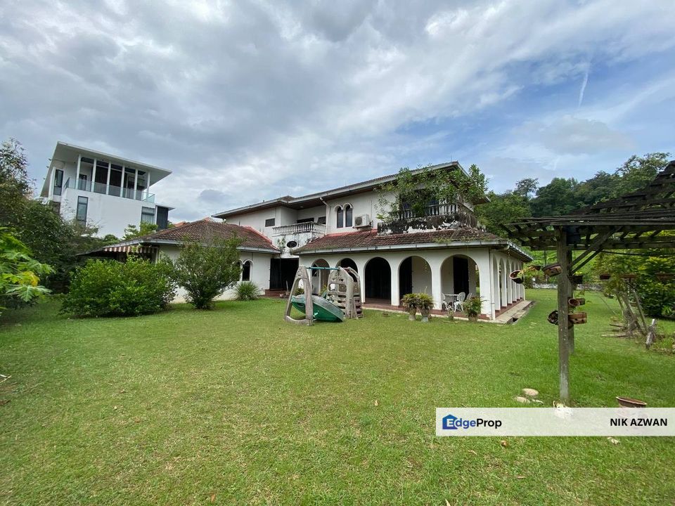 (17K SF & Nearby Istana Mestika ) 2 Storey Bungalow, Seksyen 7 Shah Alam, Selangor, Shah Alam