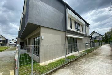 Taman Cahaya Alam, Seksyen U12