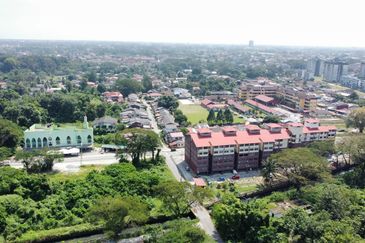 (Tepi Jalan, 3km Ke Bdr Kota Bharu) Tanah Bangunan 1.04 Ekar di Wakaf Mek Zainab, Kota Bharu