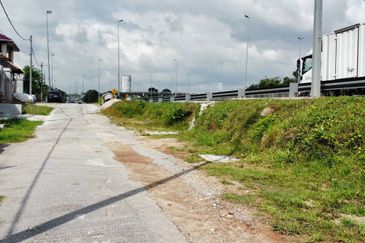  (11,366 SF, Freehold, Bawah Harga Pasaran) Lot Banglo di Sg Ramal Dalam, Kajang