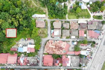 (4015 SF, Freehold, Geran Individu, Dekat Masjid) Lot Banglo di Kg Pantai Dalam, Kuala Lumpur