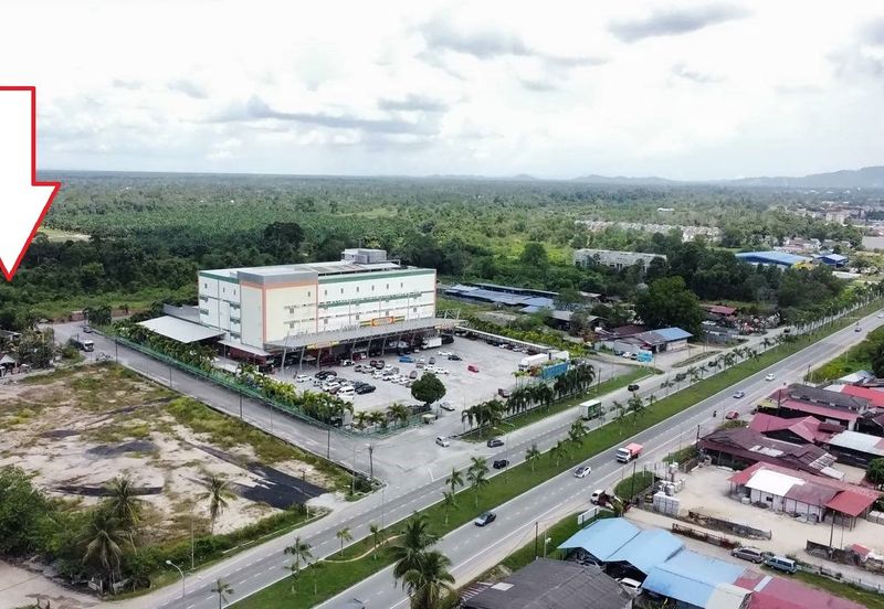 Batu 3, Jalan Gambang