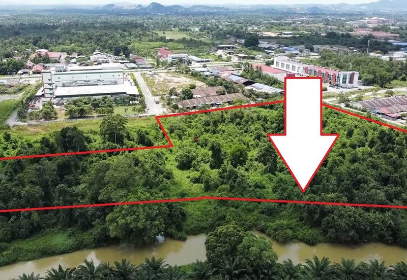 Batu 3, Jalan Gambang