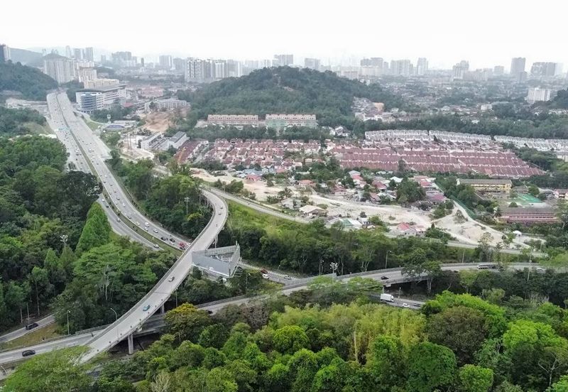 Jalan Lingkaran Tengah II 