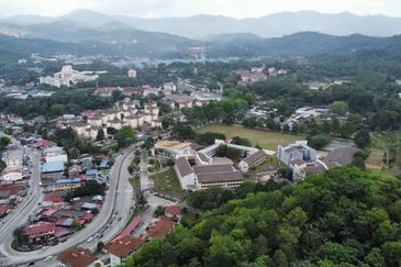 Jalan Lingkaran Tengah II 
