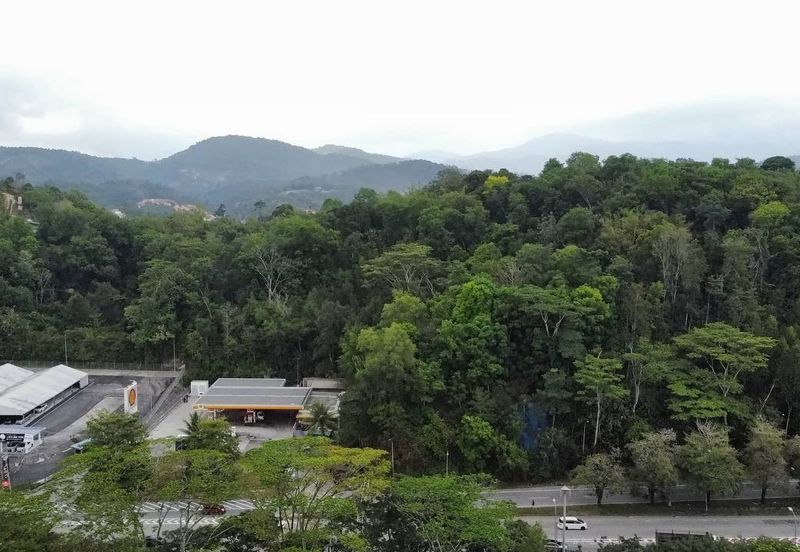 Jalan Lingkaran Tengah II 