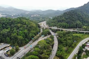 Jalan Lingkaran Tengah II 