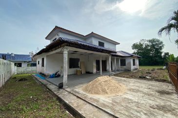  (11,366 SF, Freehold, Bawah Harga Pasaran) Lot Banglo di Sg Ramal Dalam, Kajang