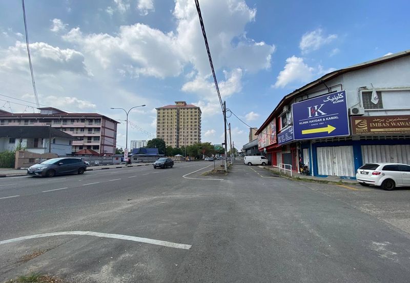 (20x80, Depan BMW Raza Auto, KB Mall) 2 Sty ShopOffice, Wakaf Siku, Kota Bharu