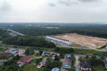 (Freehold, Open Title & Road Frontage) 1.5 Acres of Development Land, Jalan Paip, Meru, Klang