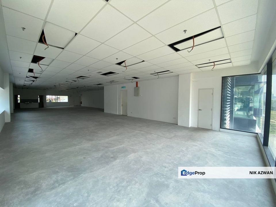  (18,960 Sq Ft , End Lot) 8 Storey Corporate Office, Star Central, Cyberjaya, Selangor, Cyberjaya