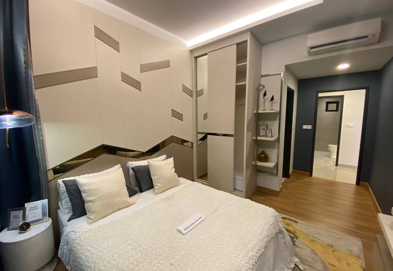 Padang Residence Kota Semarak