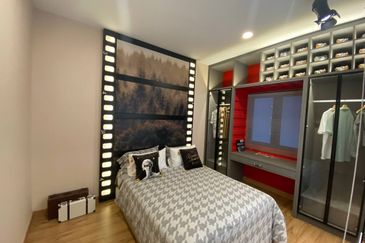 Padang Residence Kota Semarak