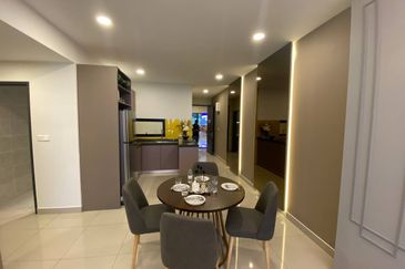 Padang Residence Kota Semarak