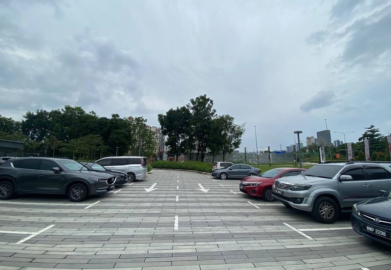 Padang Residence Kota Semarak