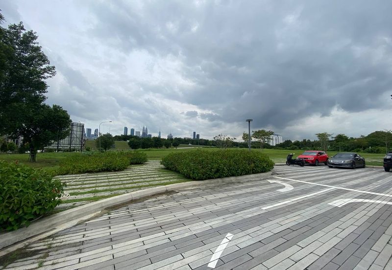 Padang Residence Kota Semarak