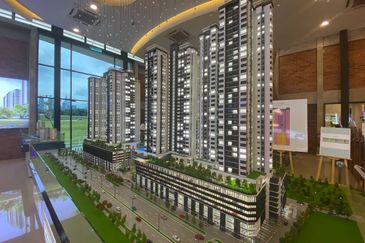 Padang Residence Kota Semarak