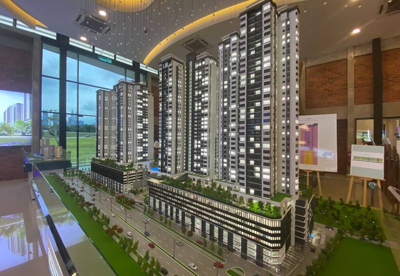 Padang Residence Kota Semarak