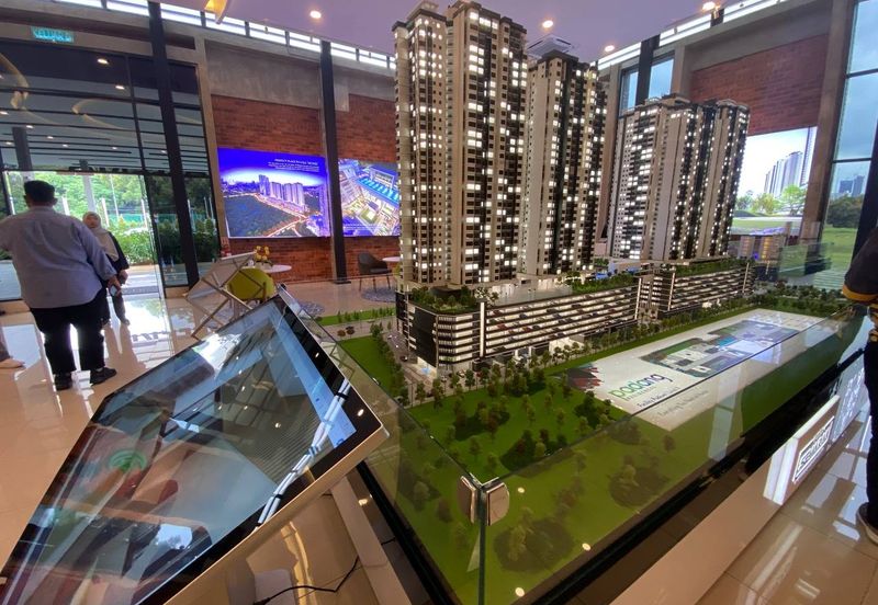 Padang Residence Kota Semarak