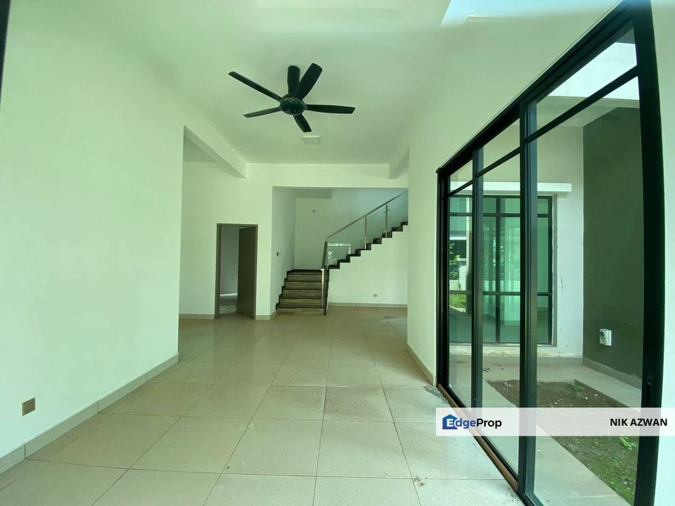  2 Storey Semi Detached House, Avanti Residences, Seksyen U17, Shah Alam, Selangor, Sungai Buloh