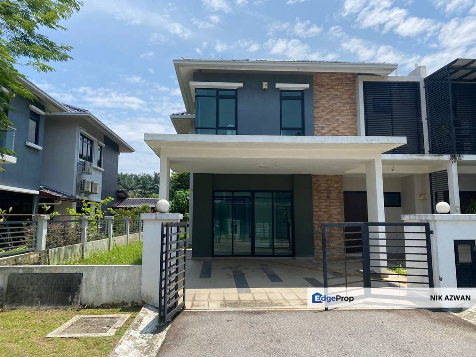  2 Storey Semi Detached House, Avanti Residences, Seksyen U17, Shah Alam, Selangor, Sungai Buloh