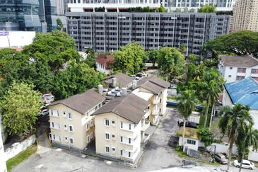 Freehold and 0.8 Acres of Residential Land with 3 Sty Residential Building, Brickfields, KL