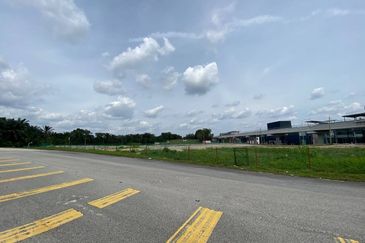 HiCom-Glenmarie Industrial Park