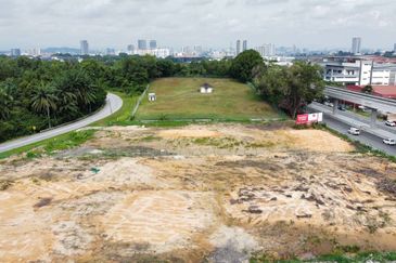 HiCom-Glenmarie Industrial Park