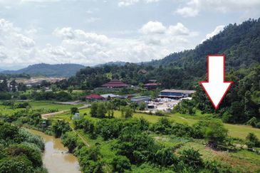 (Freehold) Tanah Pertanian 1.3 Ekar Jalan Kuari Sungai Long, Batu 11, Kg Sungai Serai, Hulu Langat