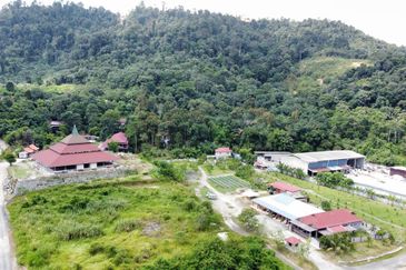 (Freehold) Tanah Pertanian 1.3 Ekar Jalan Kuari Sungai Long, Batu 11, Kg Sungai Serai, Hulu Langat