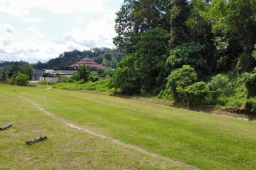 (Freehold) Tanah Pertanian 1.3 Ekar Jalan Kuari Sungai Long, Batu 11, Kg Sungai Serai, Hulu Langat