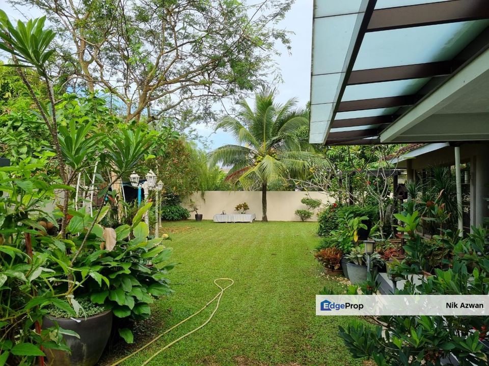 (11356 SF, Freehold) 2 Sty Bungalow Banyan Close, Seksyen 1, Bandar Bukit Mahkota, Bangi, Selangor, Bangi