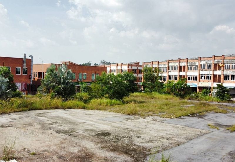 Jalan Pulau Lumut Q U10/Q @ Alam Budiman