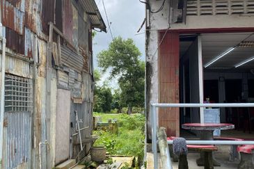  (2034 KP, Freehold, Dalam Bandar) Tanah Komersil, Bandar Pasir Puteh, Kelantan