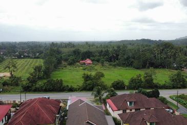 ( 1,582 KP, Tepi Jalan, Bebas Banjir) Lot Kedai di Kok Lanas, Ketereh, Kelantan