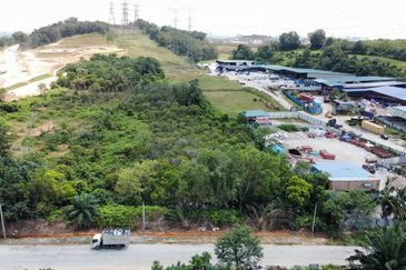  (Industrial Zone, Next to Alam Impian) 3.15 Acres of Development Land, Kg Jawa, Sek 36, Shah Alam