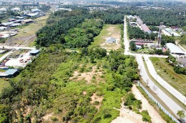 (Industrial Zone, Next to Alam Impian) 3.15 Acres of Development Land, Kg Jawa, Sek 36, Shah Alam
