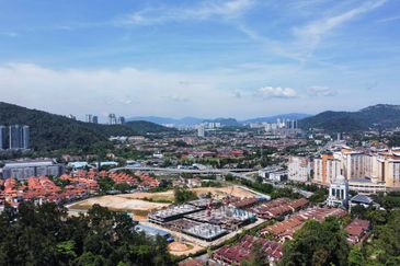 13,745 SF of Road Frontage Commercial Land, Bukit Antarabangsa