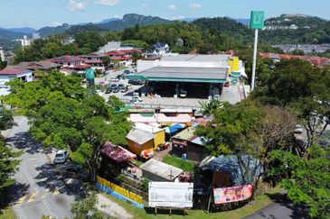 13,745 SF of Road Frontage Commercial Land, Bukit Antarabangsa