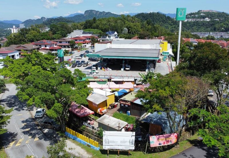 13,745 SF of Road Frontage Commercial Land, Bukit Antarabangsa